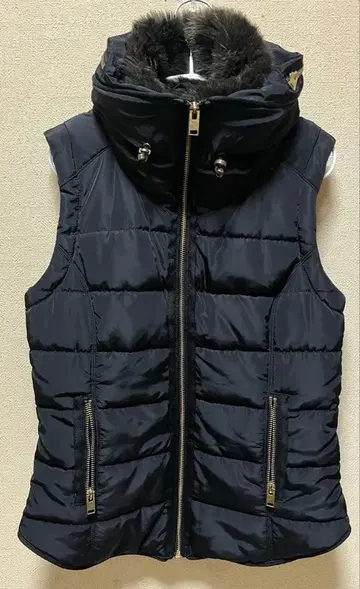 H&M/보아 다운 베스트/블랙/타이트 라인/인기/XS