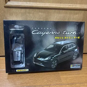 미사용 새상품 포르쉐 카이엔터보 1/43 스케일 모델 프라모델