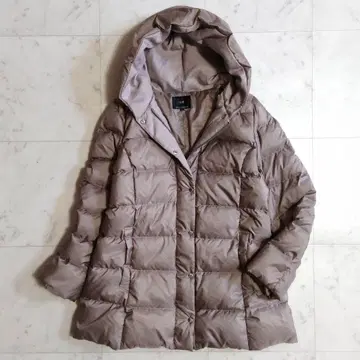 새상품급 사이즈 44 3L 23구 시레타프타 절개 다운 코트