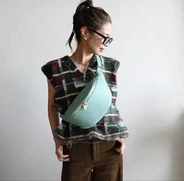 미사용 새상품 chiiiibag ch!iiibag 힙색