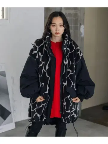 JEANASIS 지나시스 2way 보아 코트