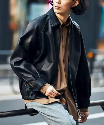 완판 새상품급 EDIFICE 러브루클 네이키드 램 가죽 숏 블루종