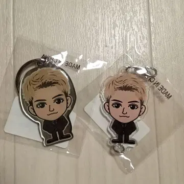 야기 유세이 아크릴 연결 참 메탈 키링 FANTASTIC9 ver