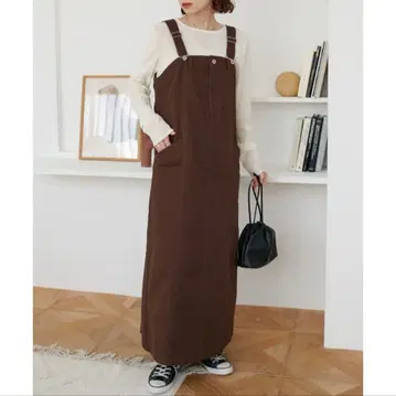 Discoat 코튼 트윌 점프 스커트 브라운 [ M 사이즈 ]