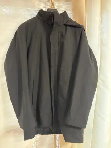 유니클로 하이브리드 다운 파카