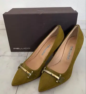 [ 미사용 새상품 ] PELLICO 올리브 그린 펌프스