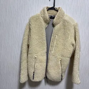 FIRST DOWN 플리스 자켓 크림색