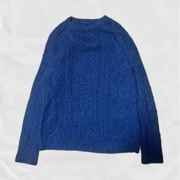 빈티지 다크 네이비 케이블 니트 크루넥 긴팔