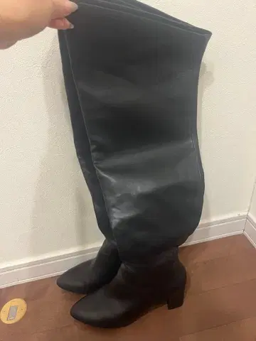 새상품급! 블랙 니하이 부츠 중간 힐