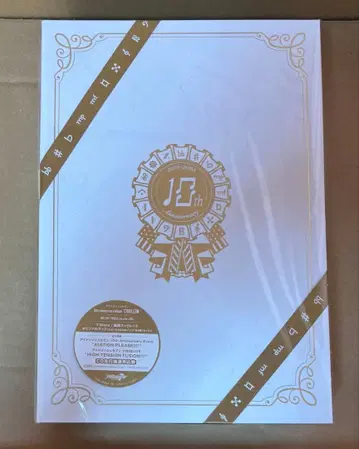 아이나나 10th Anniversary Album 'CARILLON' 2