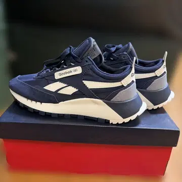 리복 스니커즈 24cm