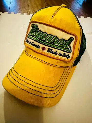 DSQUARED2 CAP