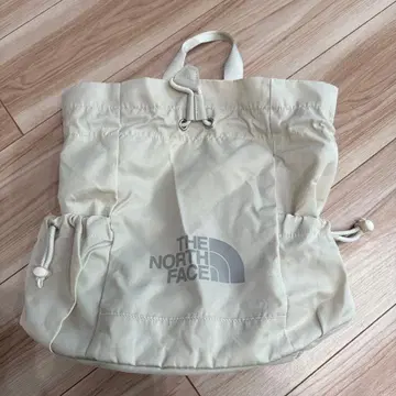 THE NORTH FACE 화이트 백팩