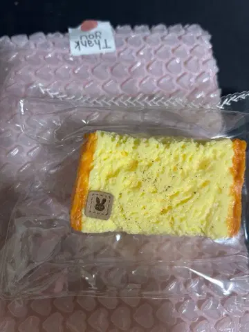 [ 미사용 새상품 ] kikisquishy 밀크 캔디 진흙풍 빵