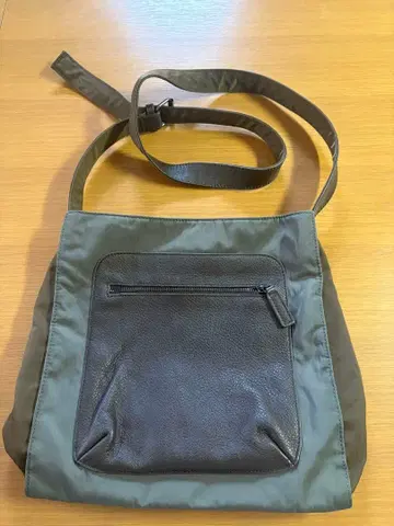 남성용 사코슈 백 올리브 그린