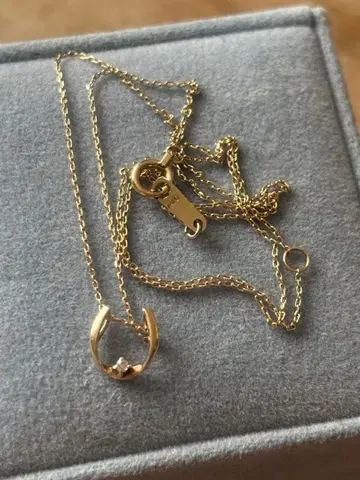 K10 골드 U자형 펜던트 목걸이 40cm.