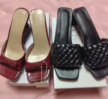 빨간색과 블랙 뮬 샌들 세트