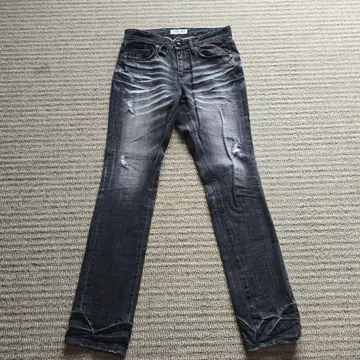 VANQUISH 블랙 스트레이트 데님