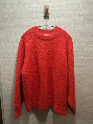 뷰티앤유스 크루넥 니트