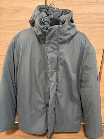 GAP 나일론 퍼프 자켓