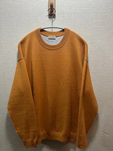 뷰티앤유스 워셔블 크루넥 니트