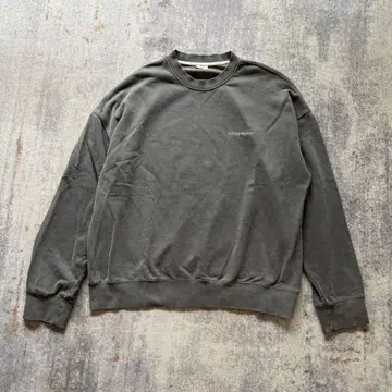 오버 사이즈 맨투맨 그레이 페이드 로고 자수 맨투맨 한국 브랜드