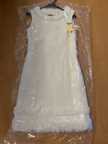 클리닝 완료 Rene 화이트 트위드 무릎 기장 원피스