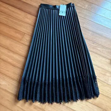 ZARA 인조 가죽 레이스 플리츠 스커트 XS