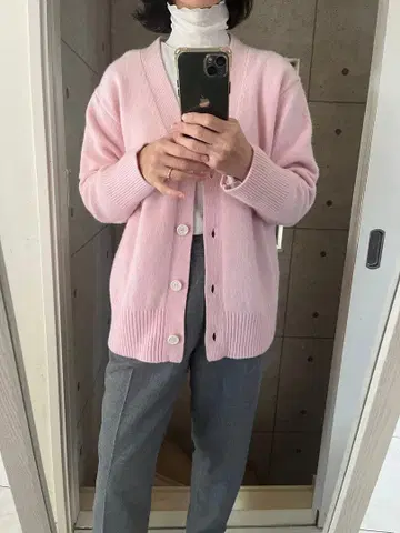 노리즈 두툼하고 부드러운 니트 가디건 핑크