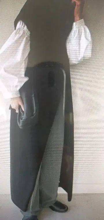 지금 계절에 셀렉 모카 바이슨 터틀 니트 베스트 원피스