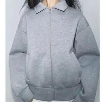 ZARA. 미사용. 스쿠버 스타일 봄버 자켓