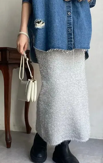 페더 라메 니트 스커트 인기 매진