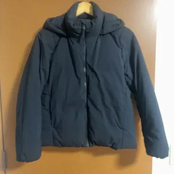 [ 새상품급 ] UNIQLO 후드 부착 하이브리드 다운 후드티