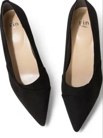 핀 블랙 펌프스