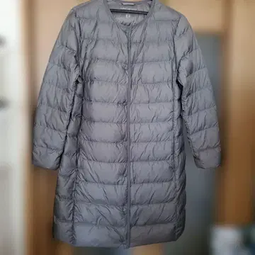 UNIQLO 울트라 라이트 다운 코트 XL 사이즈 올리브