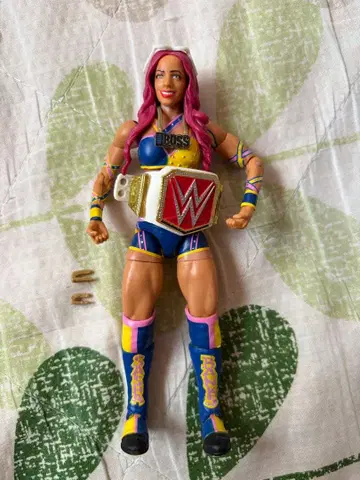 WWE 사샤 뱅크스 피규어