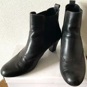 히미코 HIMIKO 사이드 고어 숏부츠 블랙 가죽 발수 가공