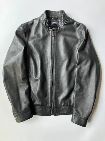 새상품급!! 정가 15만 EMMETI JURI 엠메티 유리 가죽 라이더스