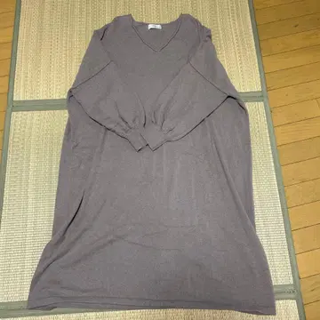 내추럴바이 스튜디오 클립 니트 폭스 모 원피스 V넥