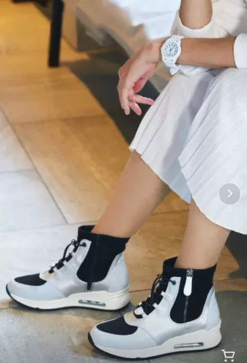 coca 새상품급! 스니커즈 사이드 지퍼 스트레치 하이컷