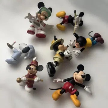 미키마우스 후치코 씨? 스누피 피규어 7체 세트