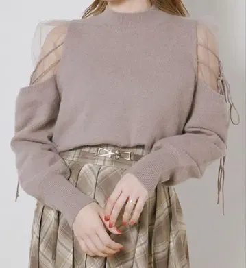 [ 미사용 새상품 ] SNIDEL 스나이델 시스루 숄더 니트 풀오버