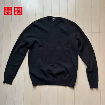 유니클로 캐시미어 크루넥 스웨터 사이즈 M