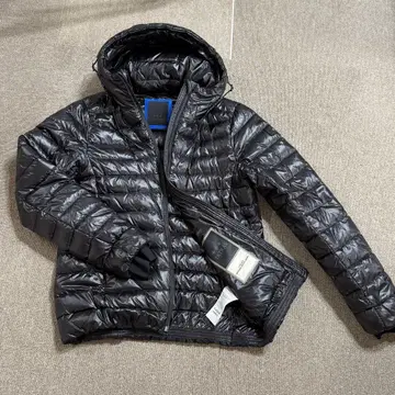 컨디션 최상 TATRAS 타트라스 다운 자켓 블랙 L