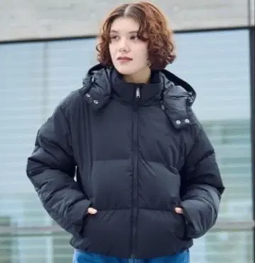 Calvin Klein Jeans 블랙 다운 자켓 S