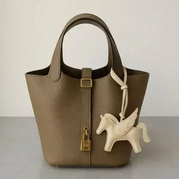 고급 천연 가죽 소가죽 큐브백 핸드백 가죽 느낌 에투프 PM