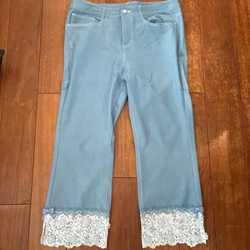 슈퍼 뷰티 레이스 밑단 라이트 블루 캐주얼 팬츠