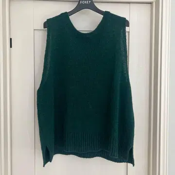 APPLE HOUSE 니트 베스트