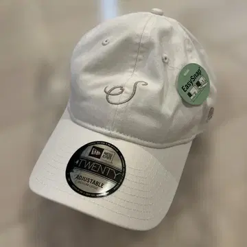 [미사용 새상품] 사쿠라자카46 x 뉴에라 캡/화이트/M~L