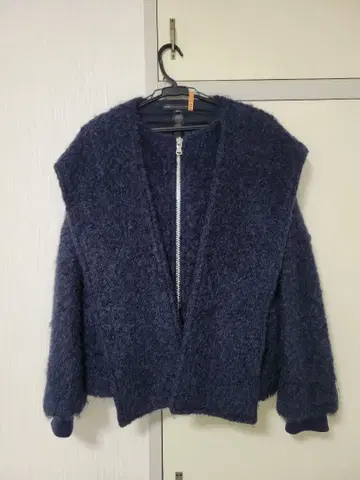 마크제이콥스 MARC JACOBS 보아 샤기 자켓 블루종